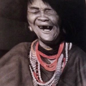 Be the reason someone smiles today 🤗